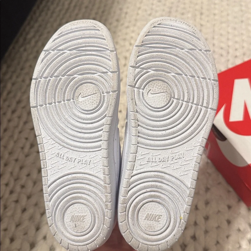 Nike Court Borough Low Recraft PS White Kids Sneakers Size 2Y
